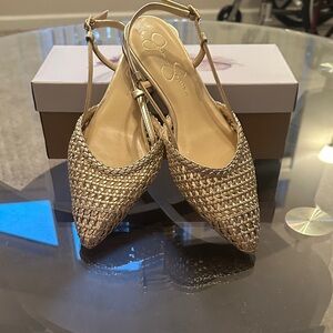 Jessica Simpson Pale Gold Flats